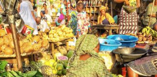 Women Bridging the Gap of Change and Innovation in Africa ToyosiOnikosi / CC BY-SA (https://creativecommons.org/licenses/by-sa/4.0)